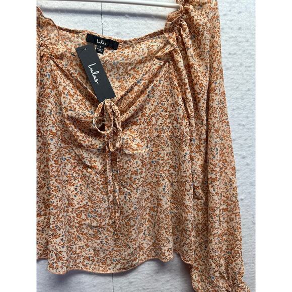Lulu's Floral Blouse in Orange and White - Picture 2 of 9